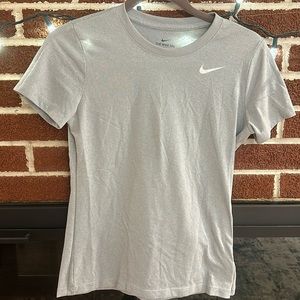 Light gray Nike dri-fit tee